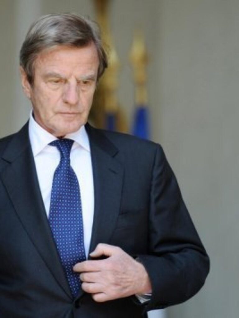 Bernard Kouchner face au cancer : parcours, engagement et héritage d’un médecin humaniste Bernard Kouchner maladie cancer